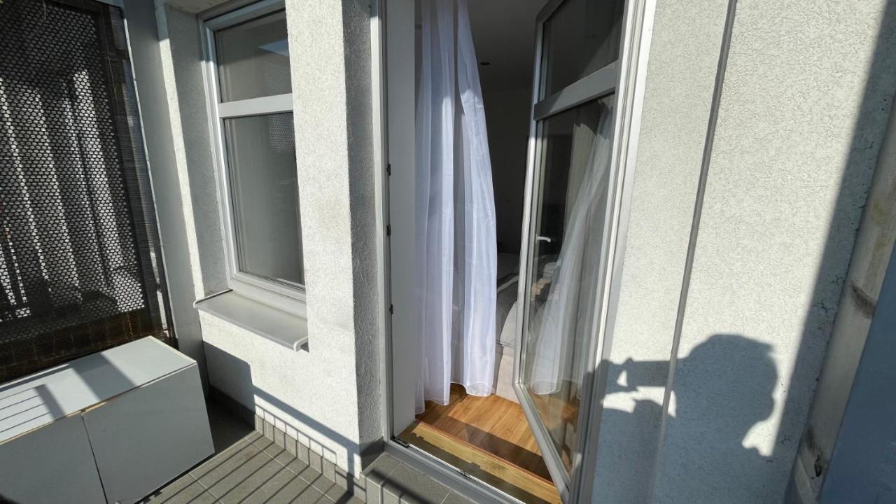 Liptovský Mikuláš 2 Room Apartment - Apartmany Chopok מראה חיצוני תמונה