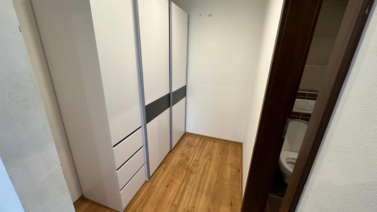 Liptovský Mikuláš 2 Room Apartment - Apartmany Chopok מראה חיצוני תמונה